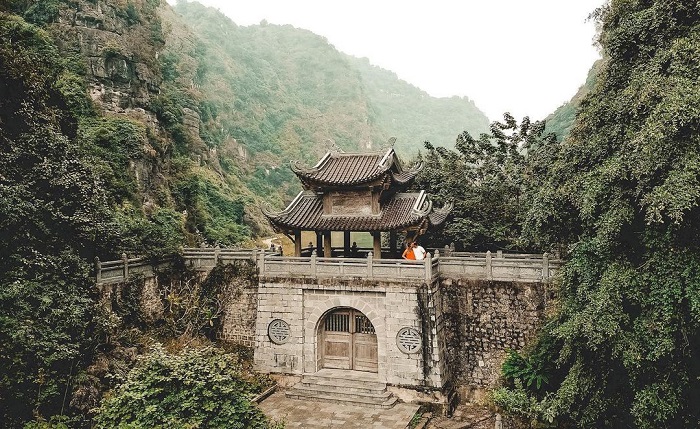 Am Tien Pagoda